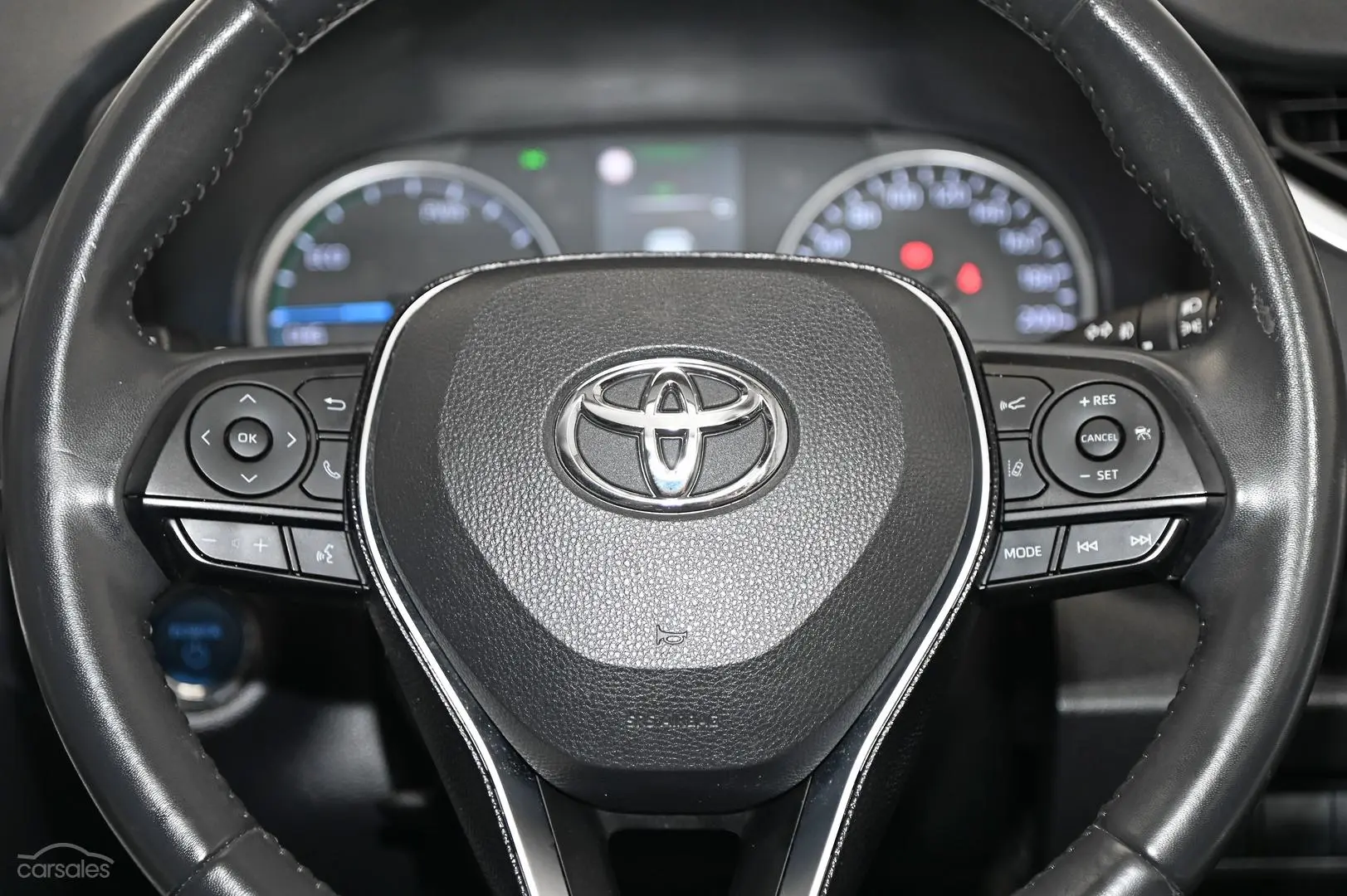 2020 Toyota RAV4 Image 16