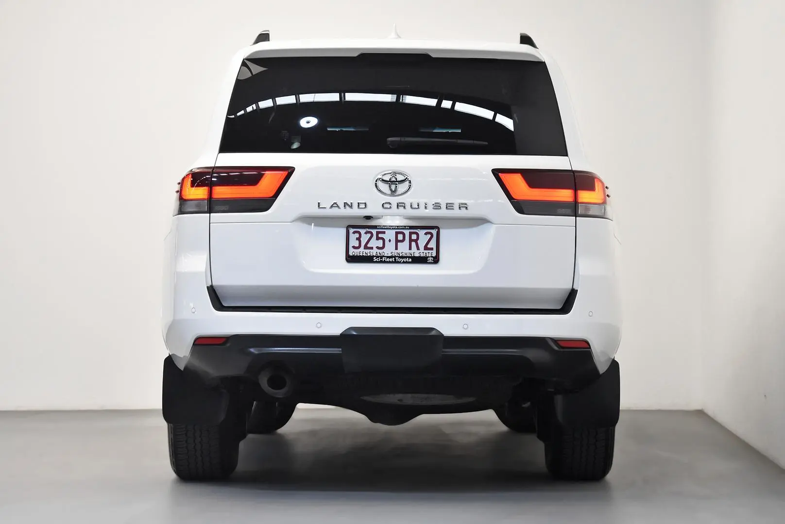 2024 Toyota Landcruiser Gallery Image 6