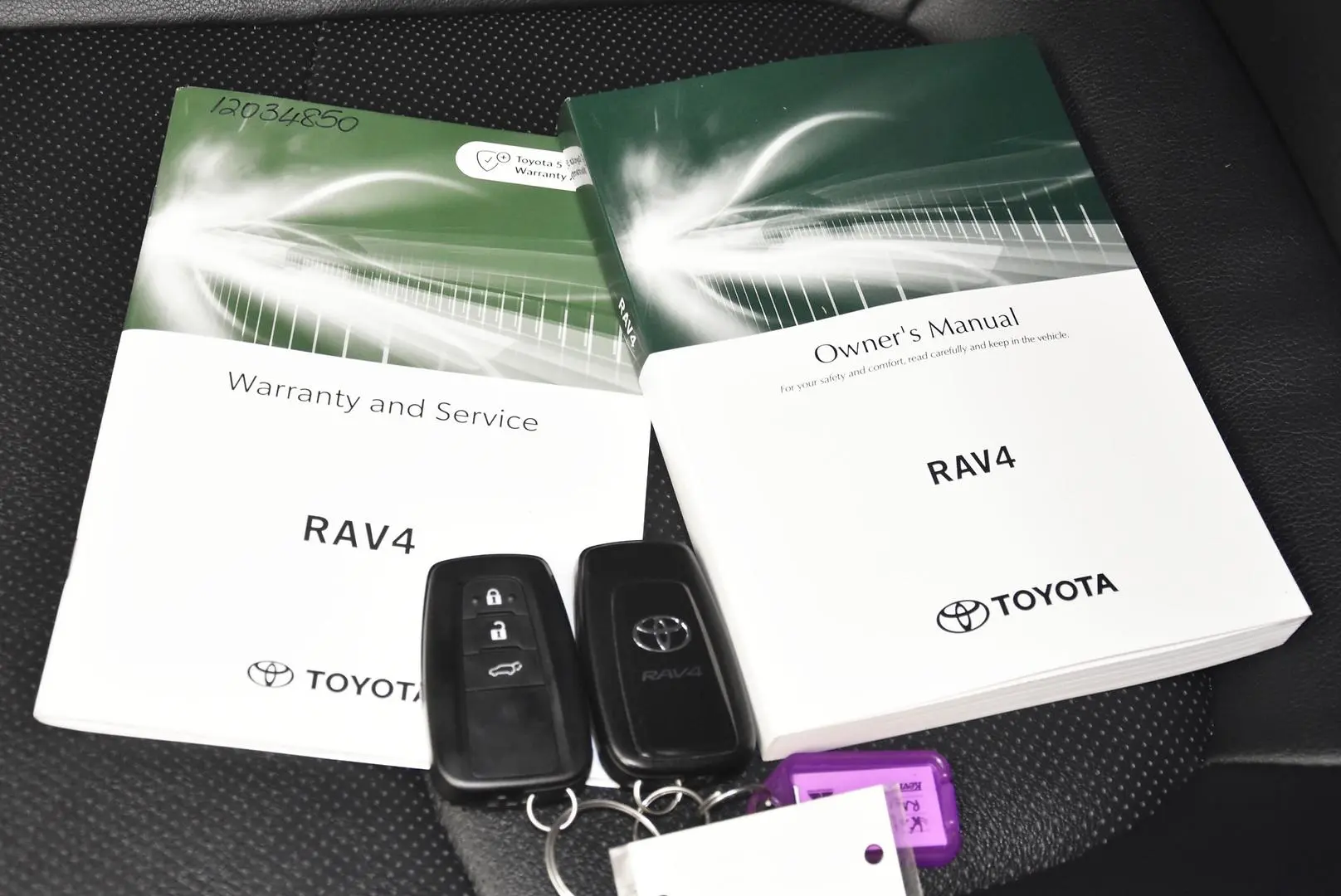 2024 Toyota RAV4 Gallery Image 21