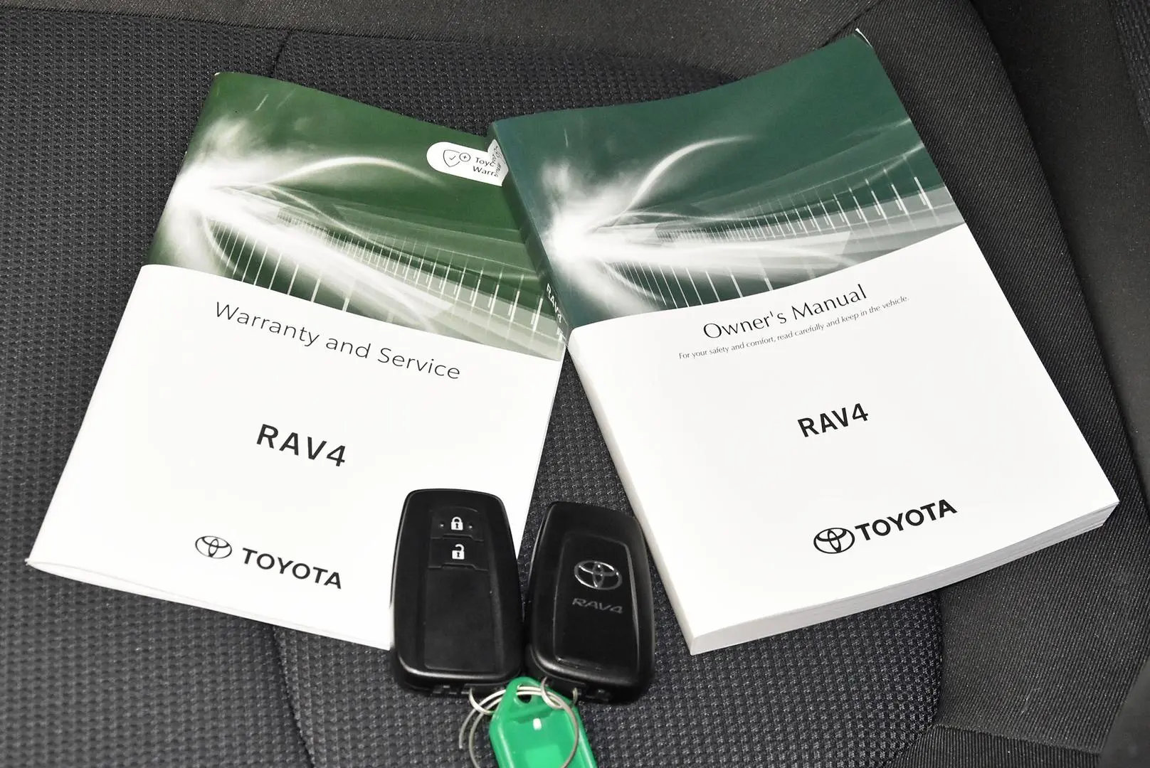 2024 Toyota RAV4 Gallery Image 20