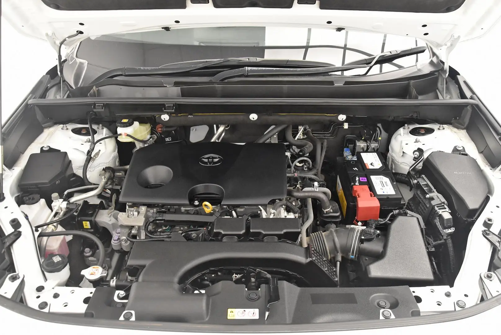 2019 Toyota RAV4 Gallery Image 21