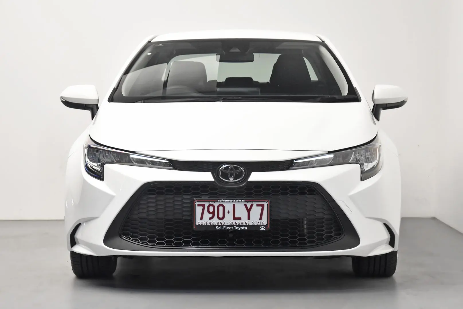 2021 Toyota Corolla Gallery Image 2