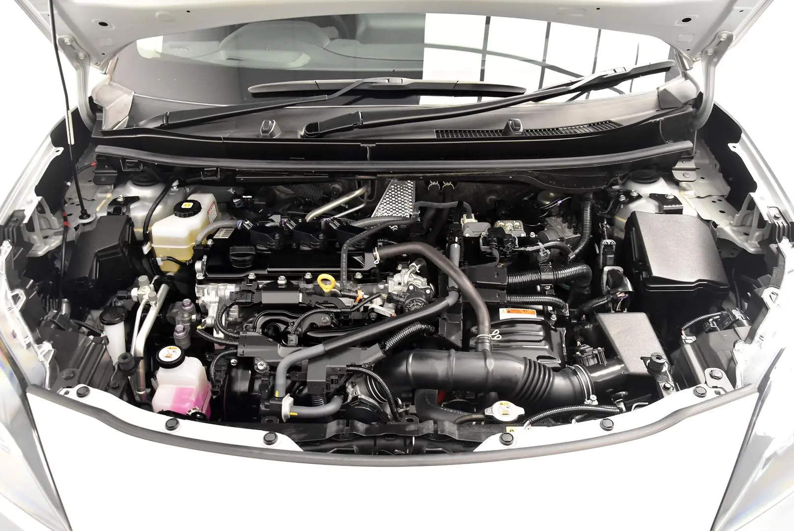 2021 Toyota Yaris Cross Gallery Image 23