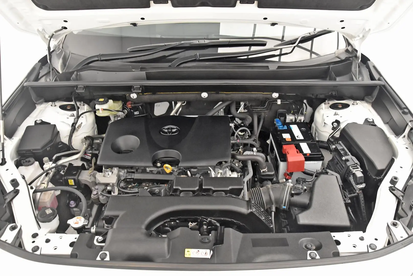 2019 Toyota RAV4 Gallery Image 21