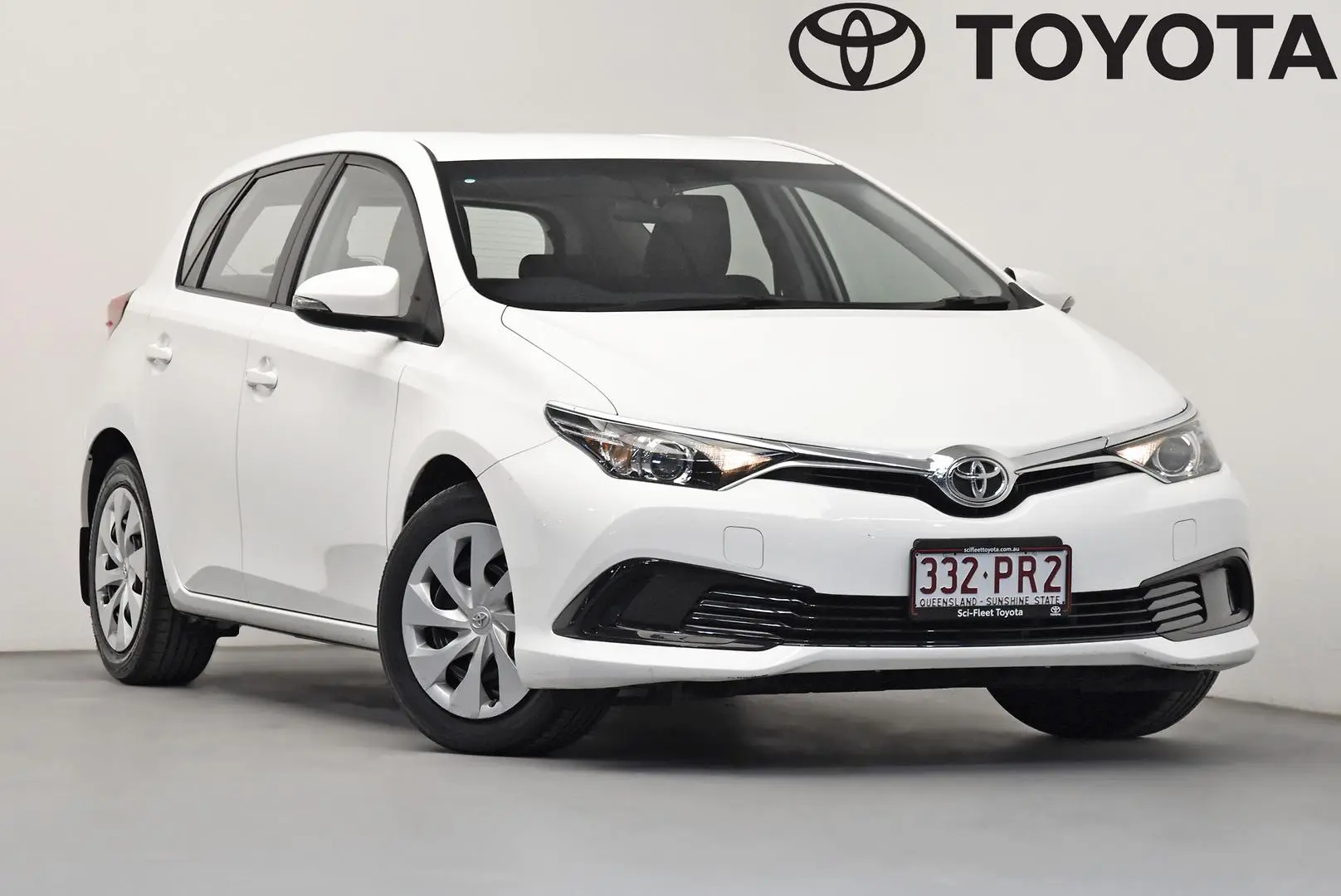2015 Toyota Corolla Gallery Image 1
