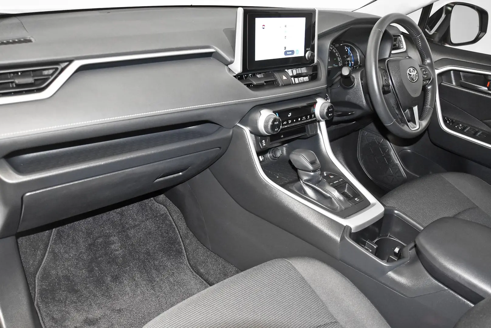 2024 Toyota RAV4 Gallery Image 17