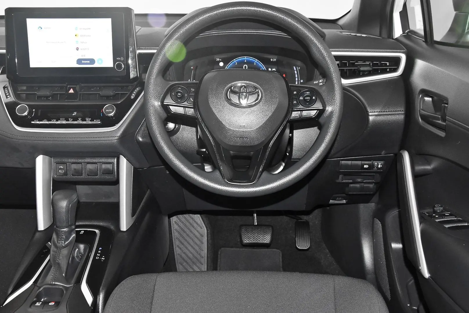 2024 Toyota Corolla Cross Gallery Image 14