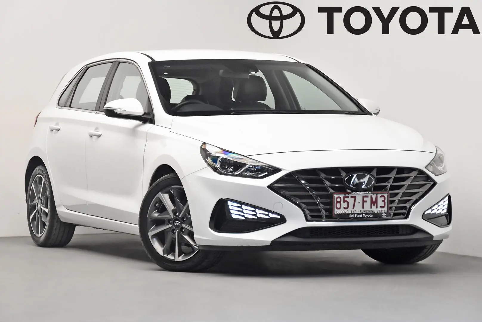 2022 Hyundai i30 Gallery Image 1