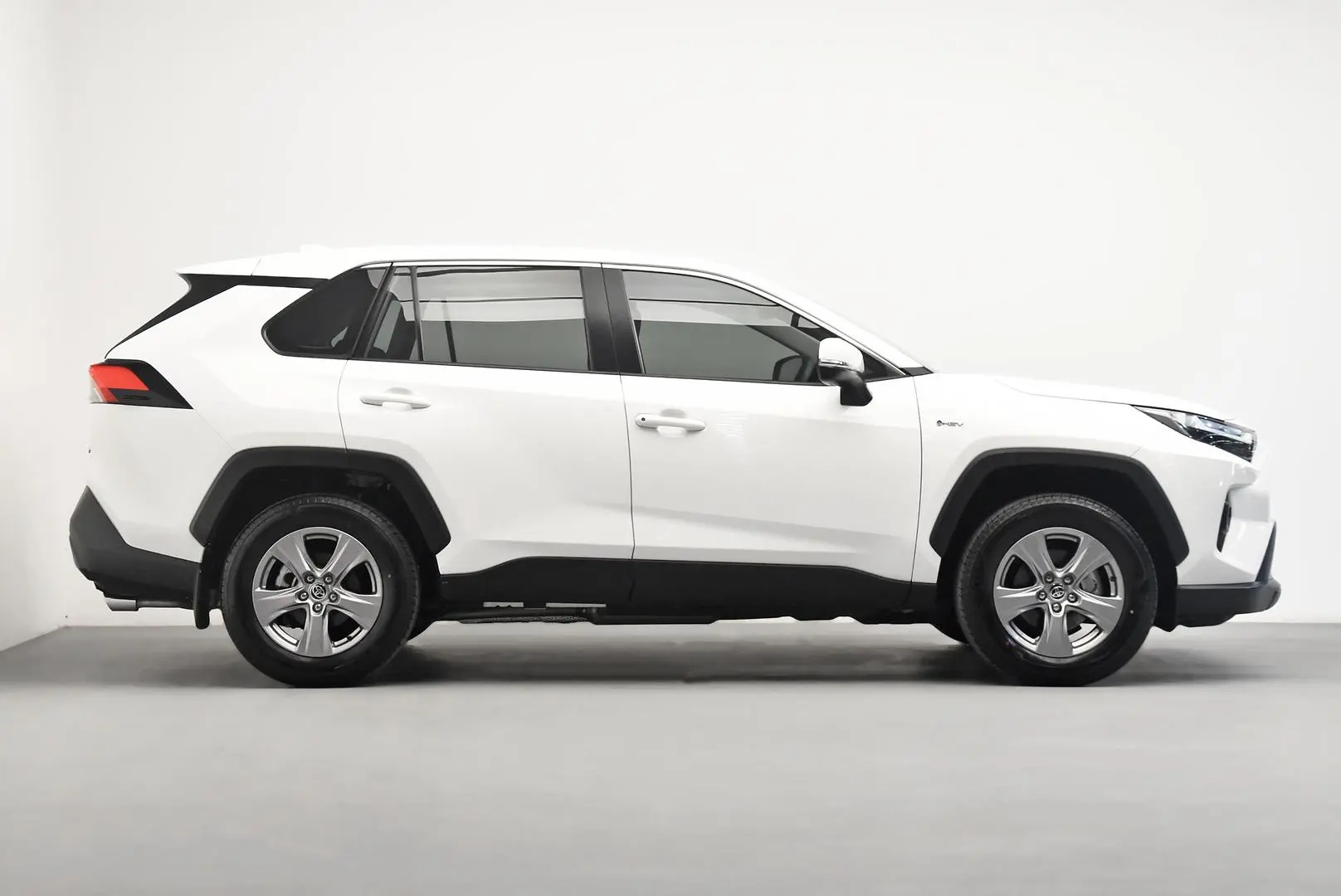 2024 Toyota RAV4 Gallery Image 3