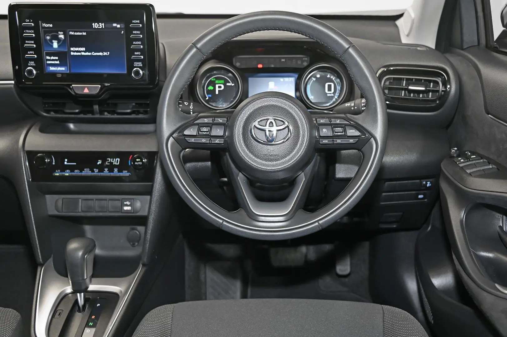 2023 Toyota Yaris Cross Gallery Image 15