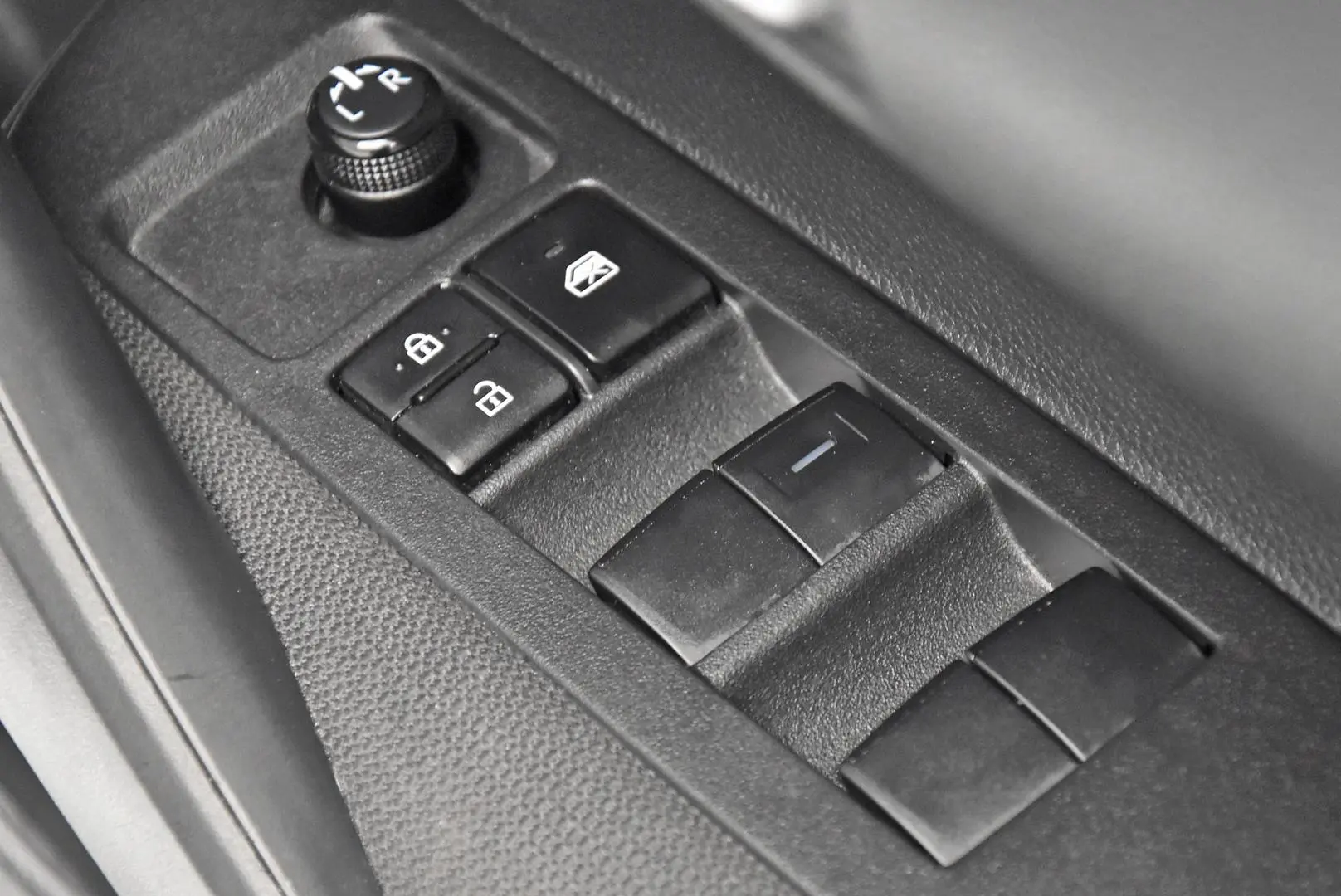 2024 Toyota Corolla Gallery Image 10
