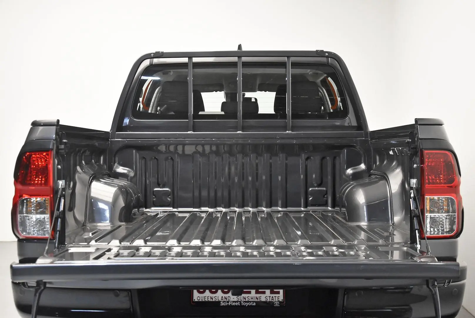 2025 Toyota Hilux Gallery Image 20