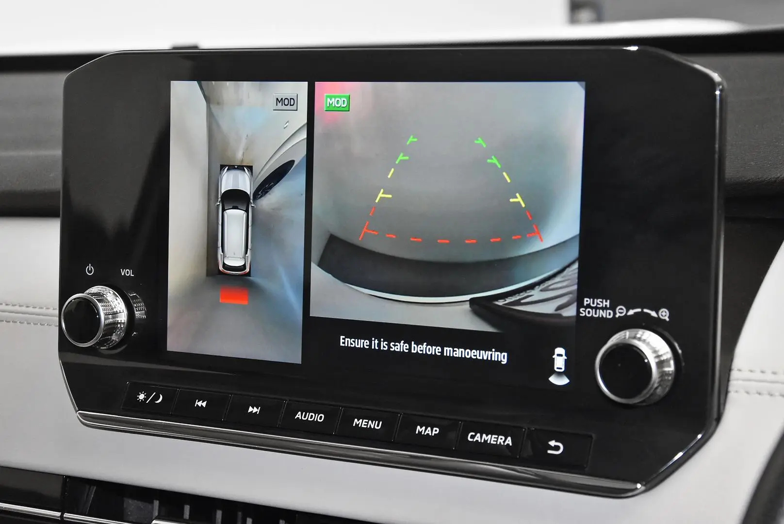 2022 Mitsubishi Outlander Gallery Image 13