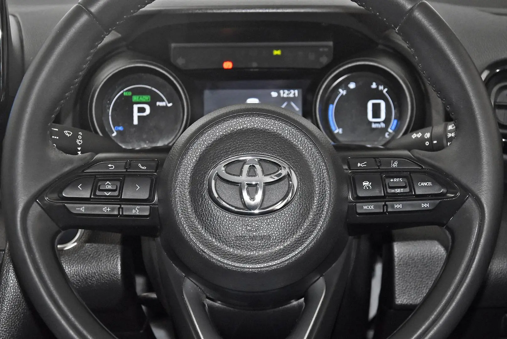 2021 Toyota Yaris Cross Gallery Image 16