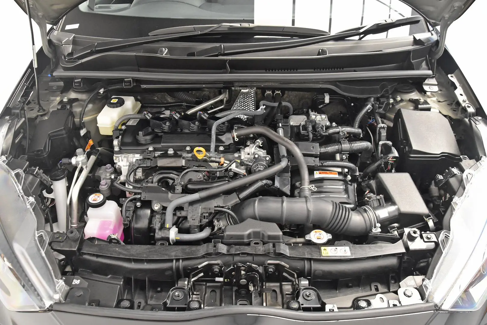 2024 Toyota Yaris Gallery Image 22