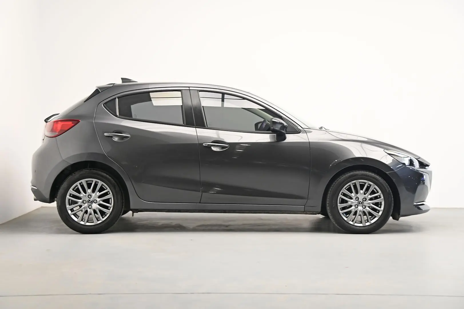 2022 Mazda 2 Image 3