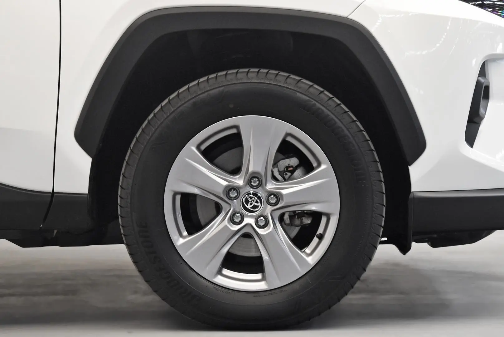 2024 Toyota RAV4 Gallery Image 23