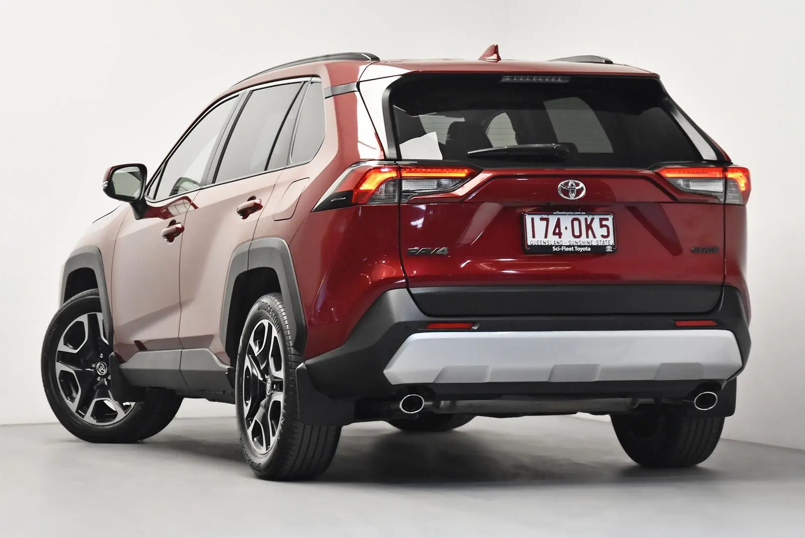 2020 Toyota RAV4 Gallery Image 5