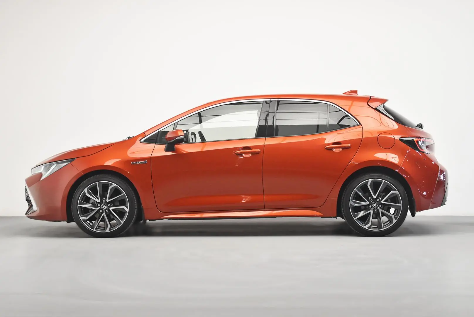 2018 Toyota Corolla Gallery Image 4