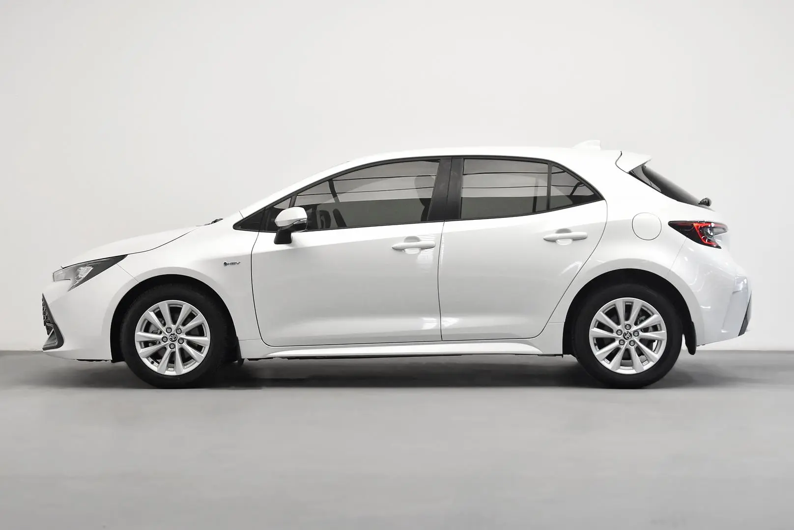 2025 Toyota Corolla Gallery Image 4