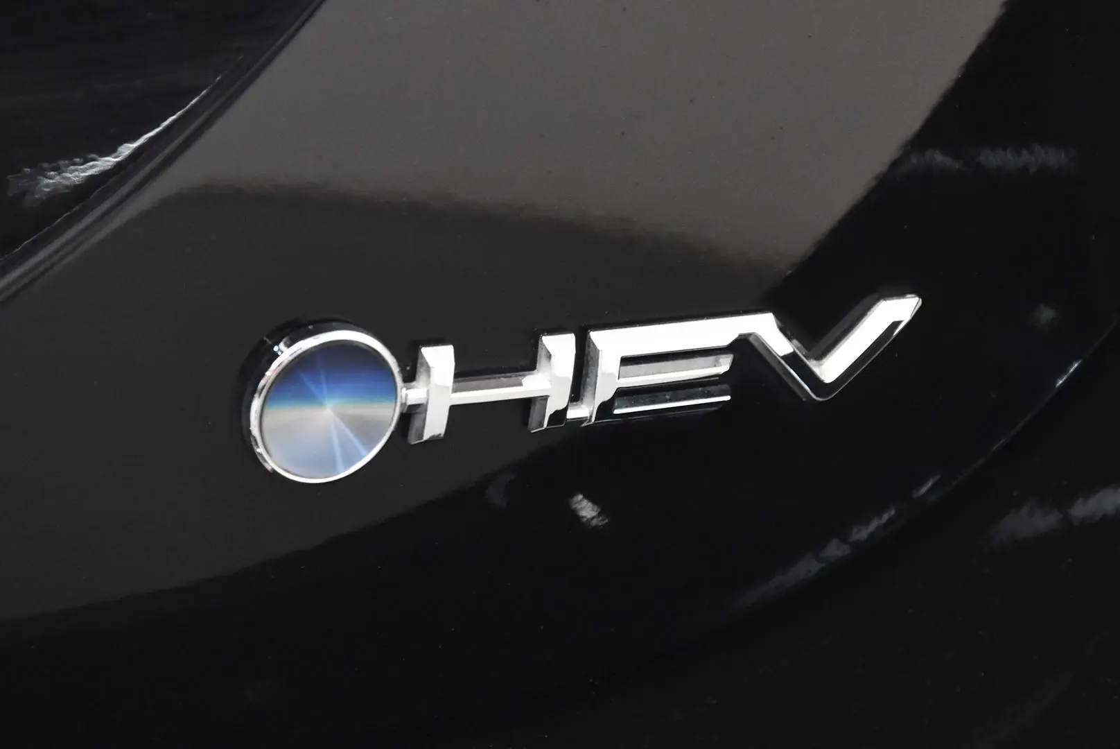 2024 Toyota Yaris Gallery Image 8