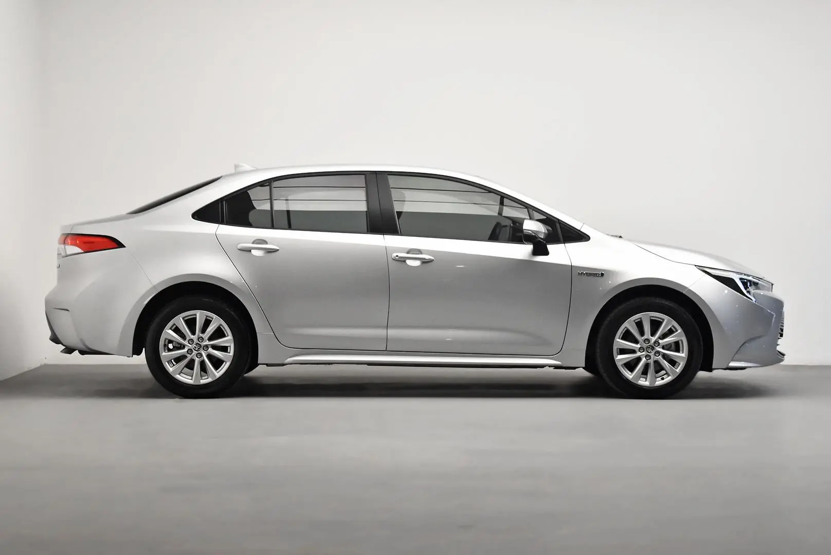 2024 Toyota Corolla Gallery Image 3