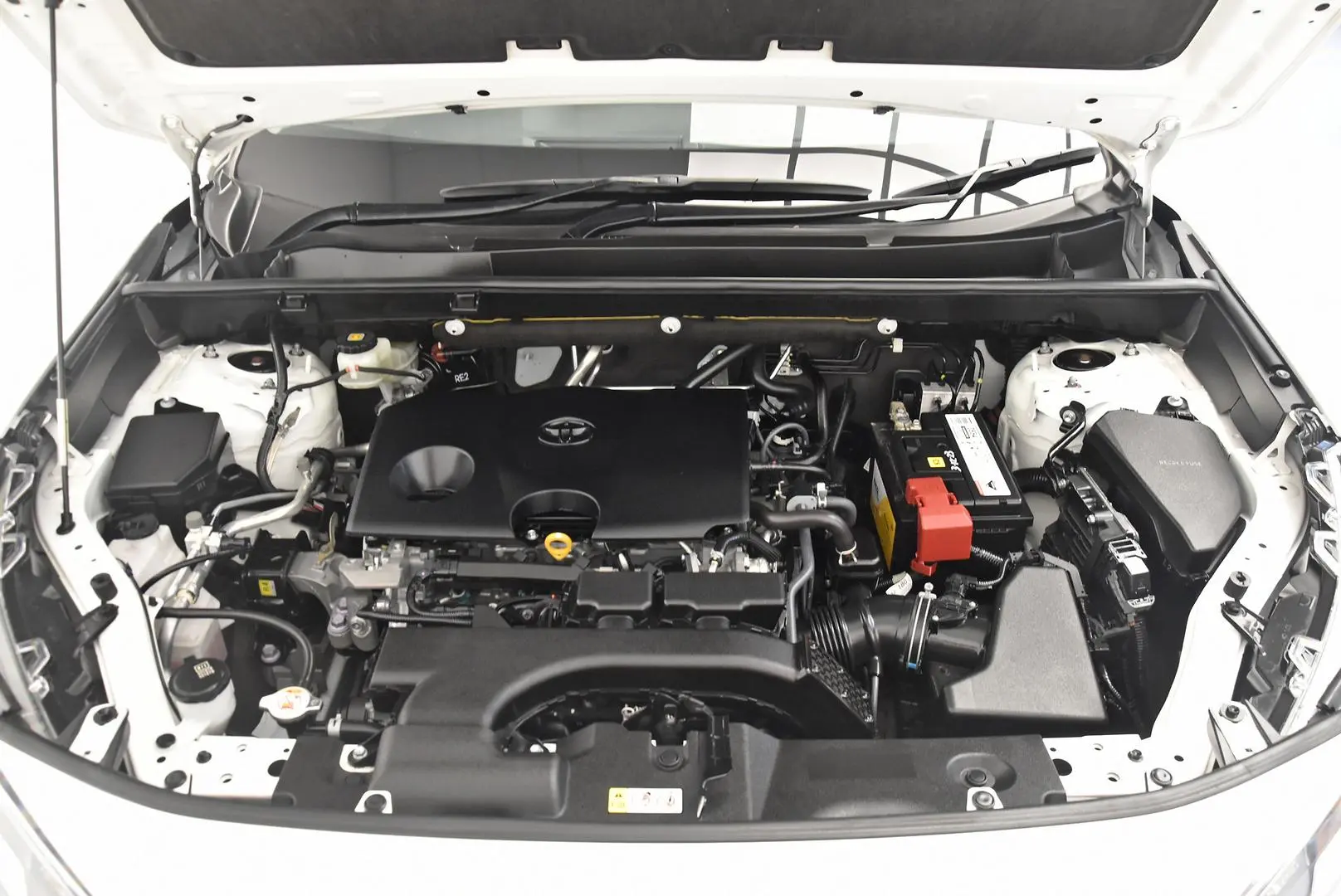 2020 Toyota RAV4 Gallery Image 24