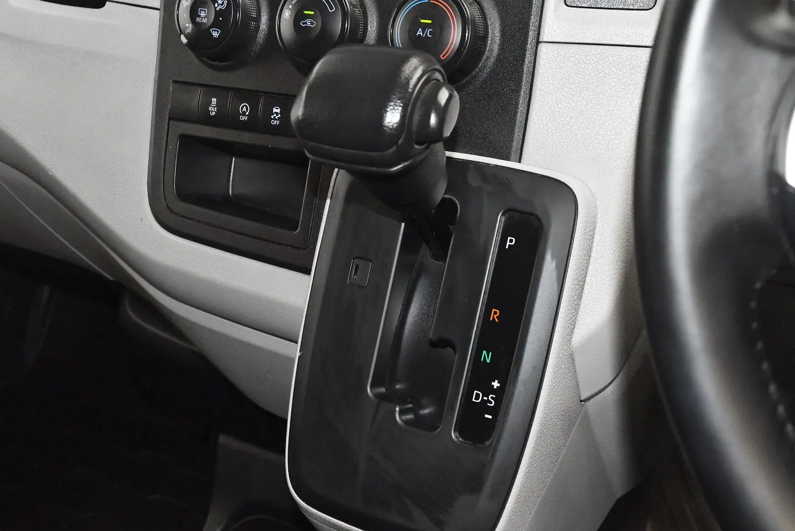 2021 Toyota Hiace Gallery Image 13