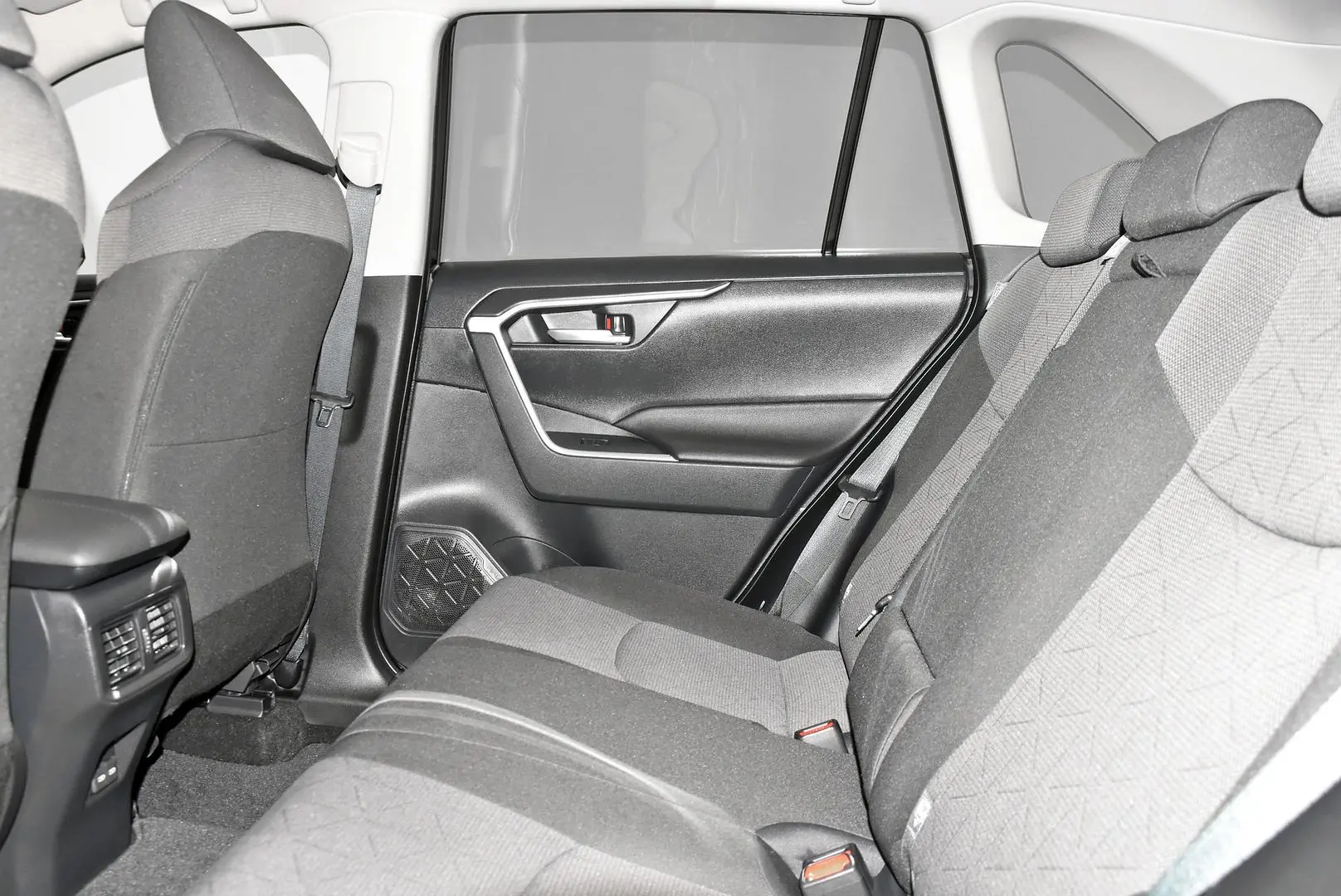 2024 Toyota RAV4 Gallery Image 19