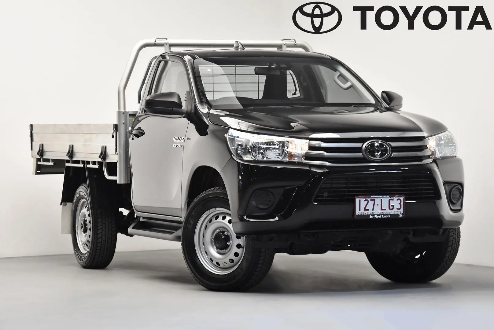 2024 Toyota Hilux Gallery Image 1