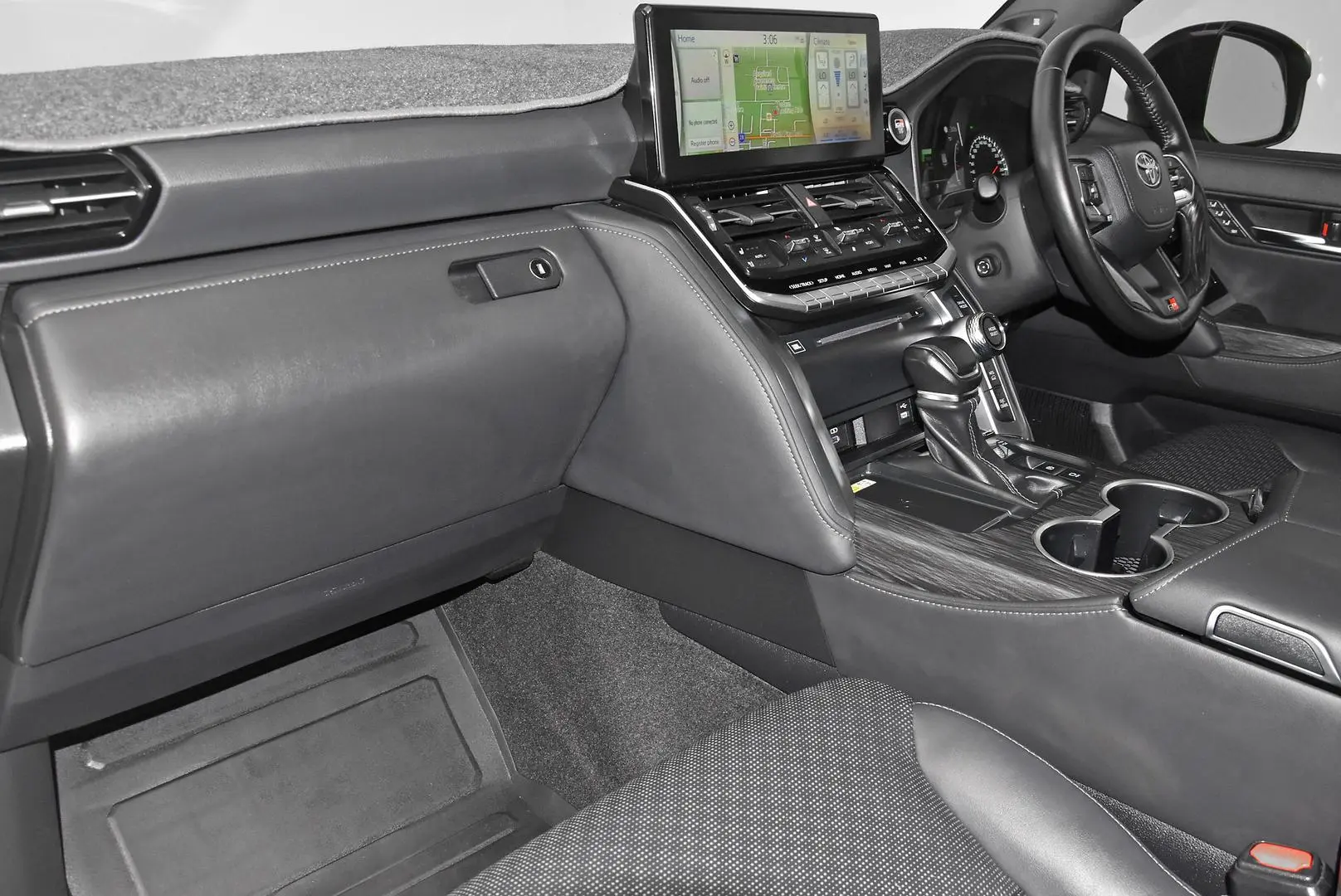 2022 Toyota Landcruiser Gallery Image 17