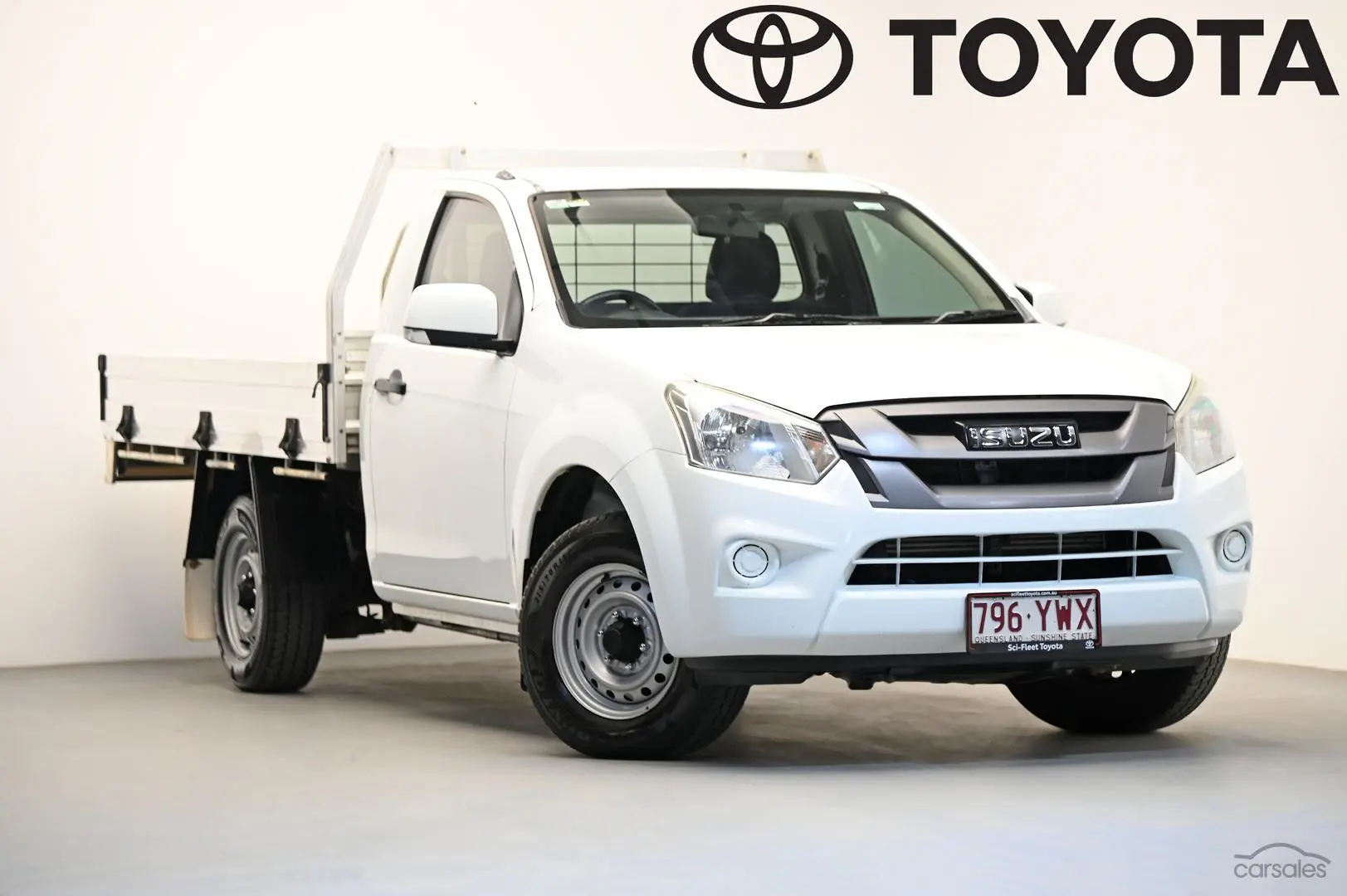 2019 Isuzu D-MAX Image 1