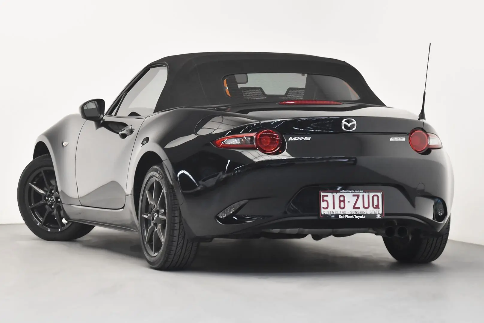 2015 Mazda MX-5 Gallery Image 6
