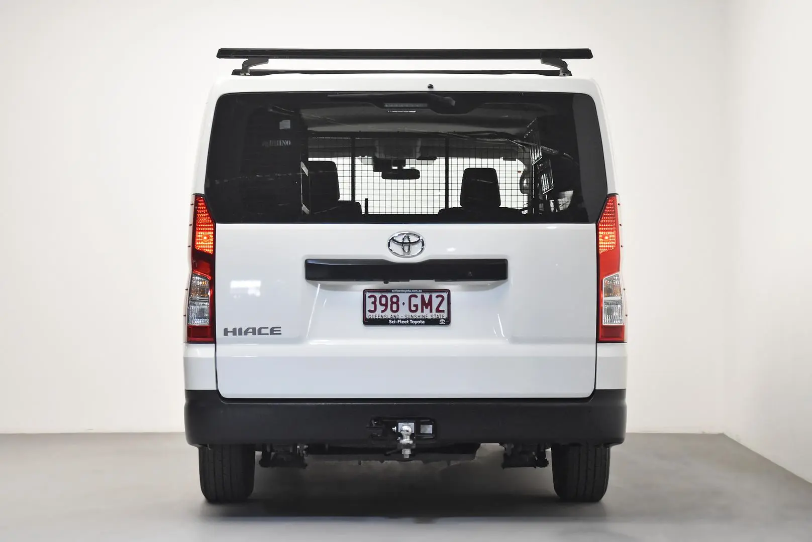 2023 Toyota Hiace Gallery Image 6