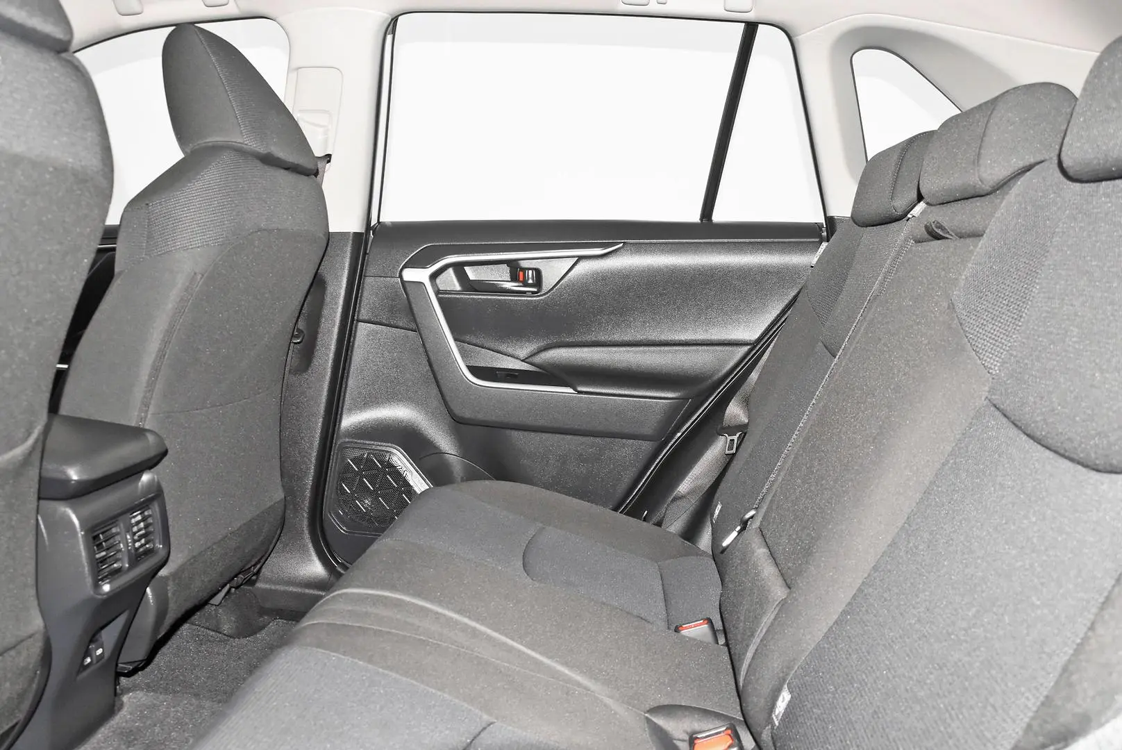 2025 Toyota RAV4 Gallery Image 19