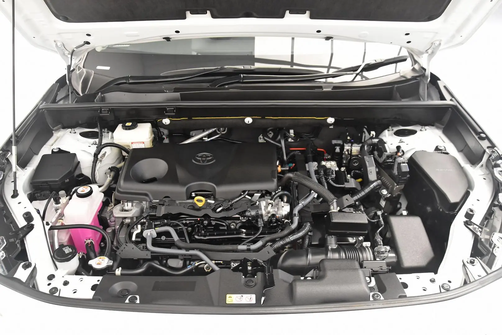 2023 Toyota RAV4 Gallery Image 24