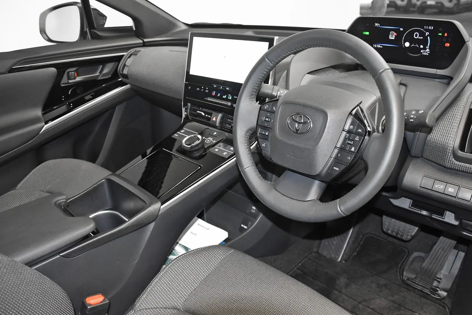 2024 Toyota bZ4X Gallery Image 8