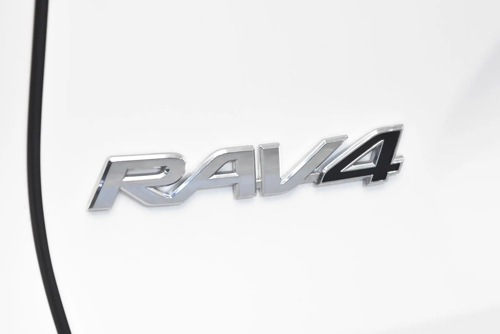 2020 Toyota RAV4 Gallery Image 7