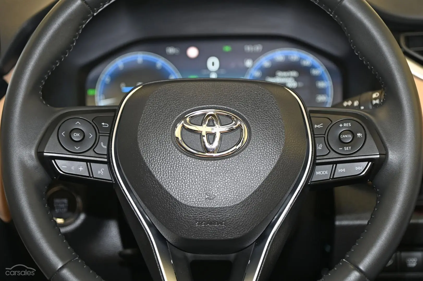 2023 Toyota RAV4 Image 16