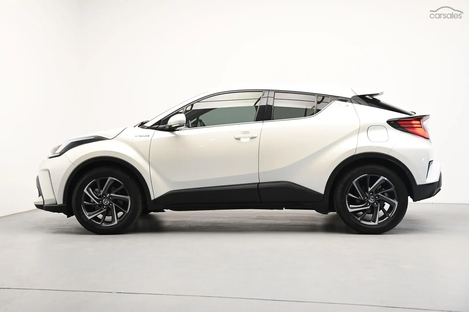 2020 Toyota C-HR Image 4