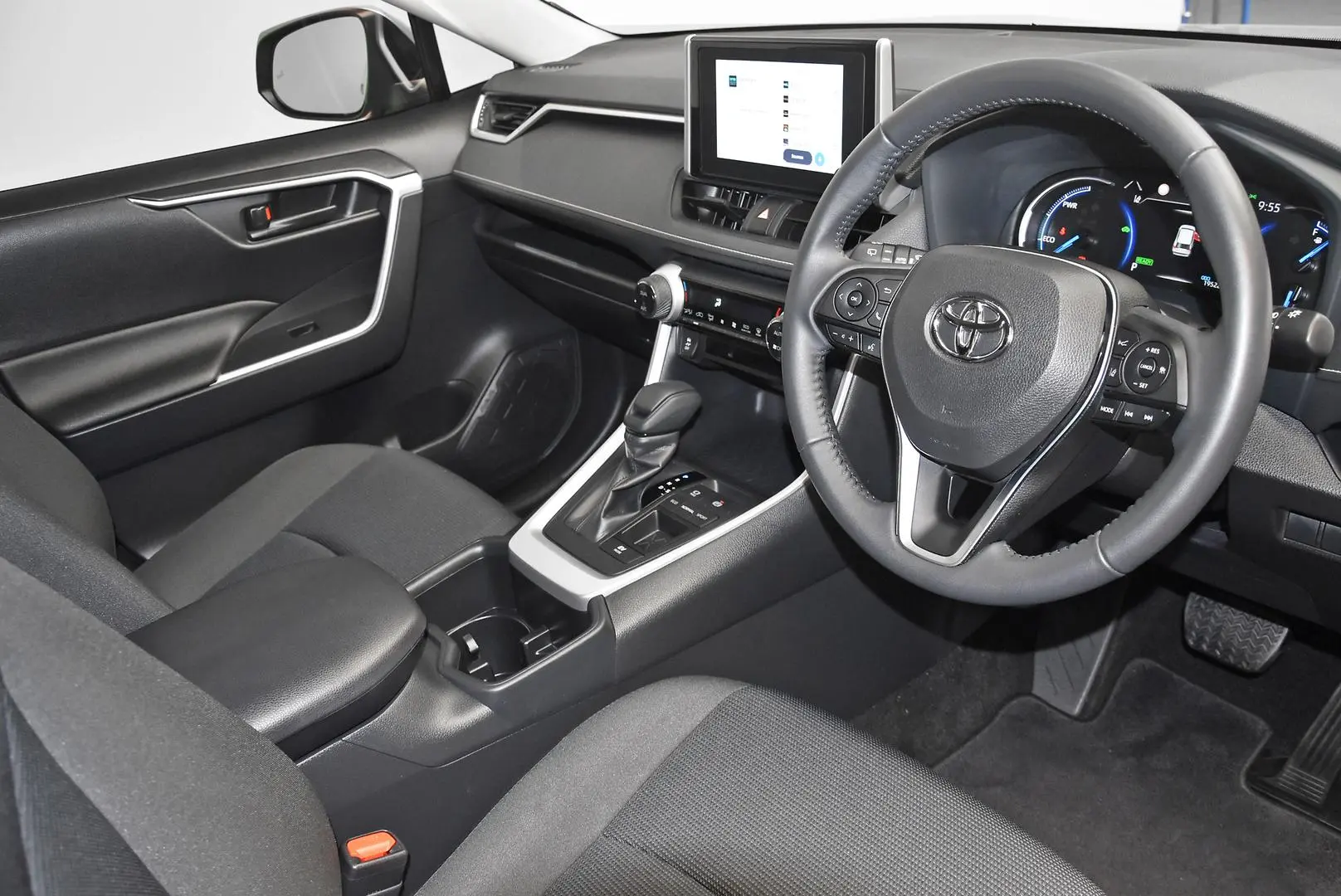 2024 Toyota RAV4 Gallery Image 9