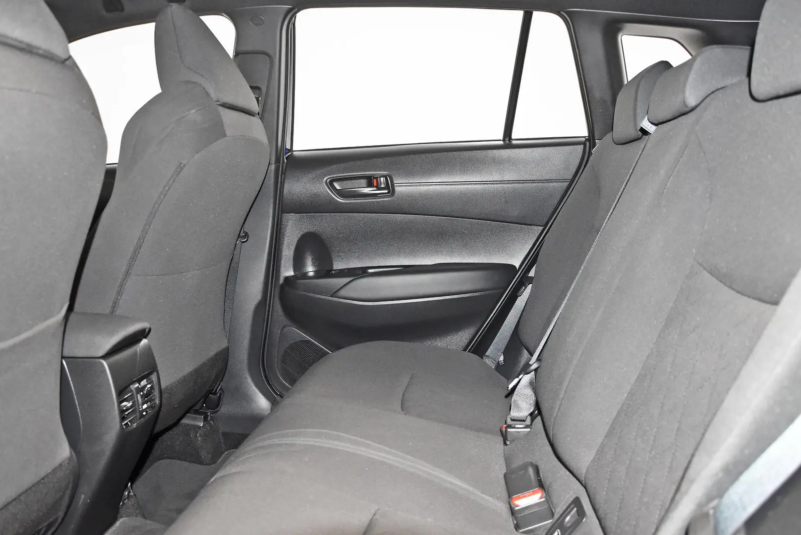 2024 Toyota Corolla Cross Gallery Image 19