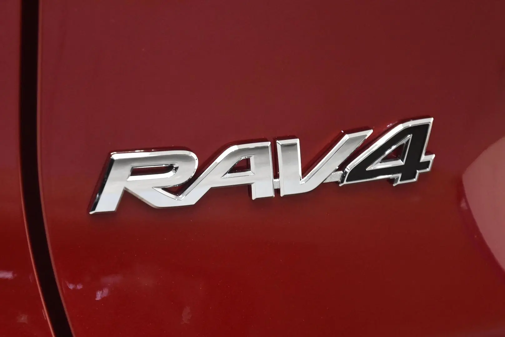 2024 Toyota RAV4 Gallery Image 7