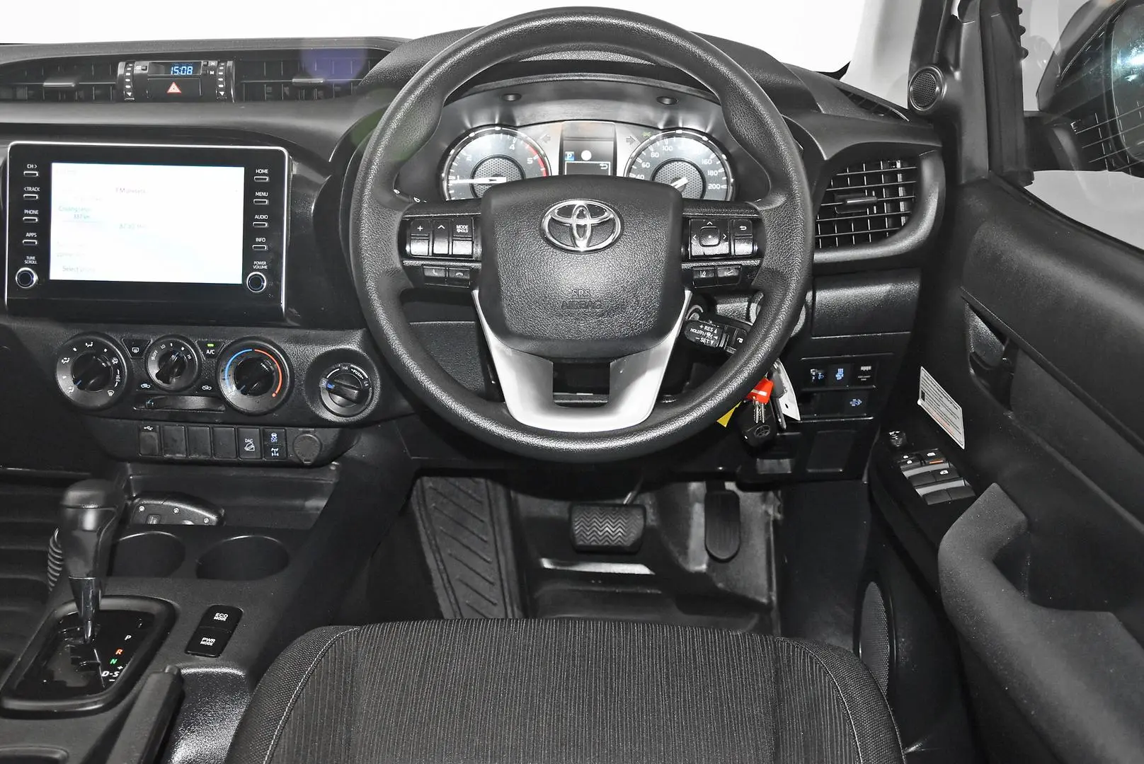 2020 Toyota Hilux Gallery Image 15