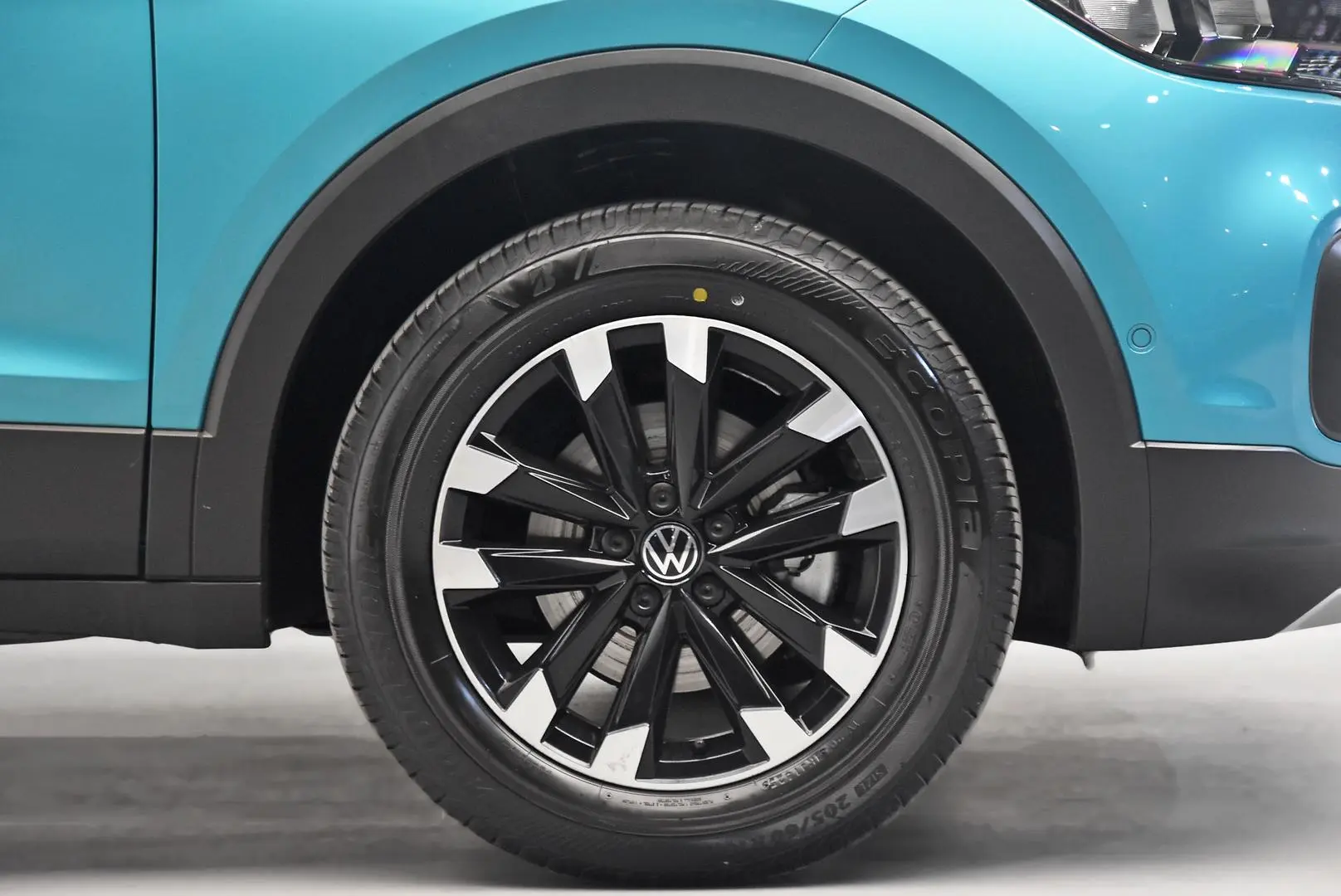 2021 Volkswagen T-Cross Gallery Image 20