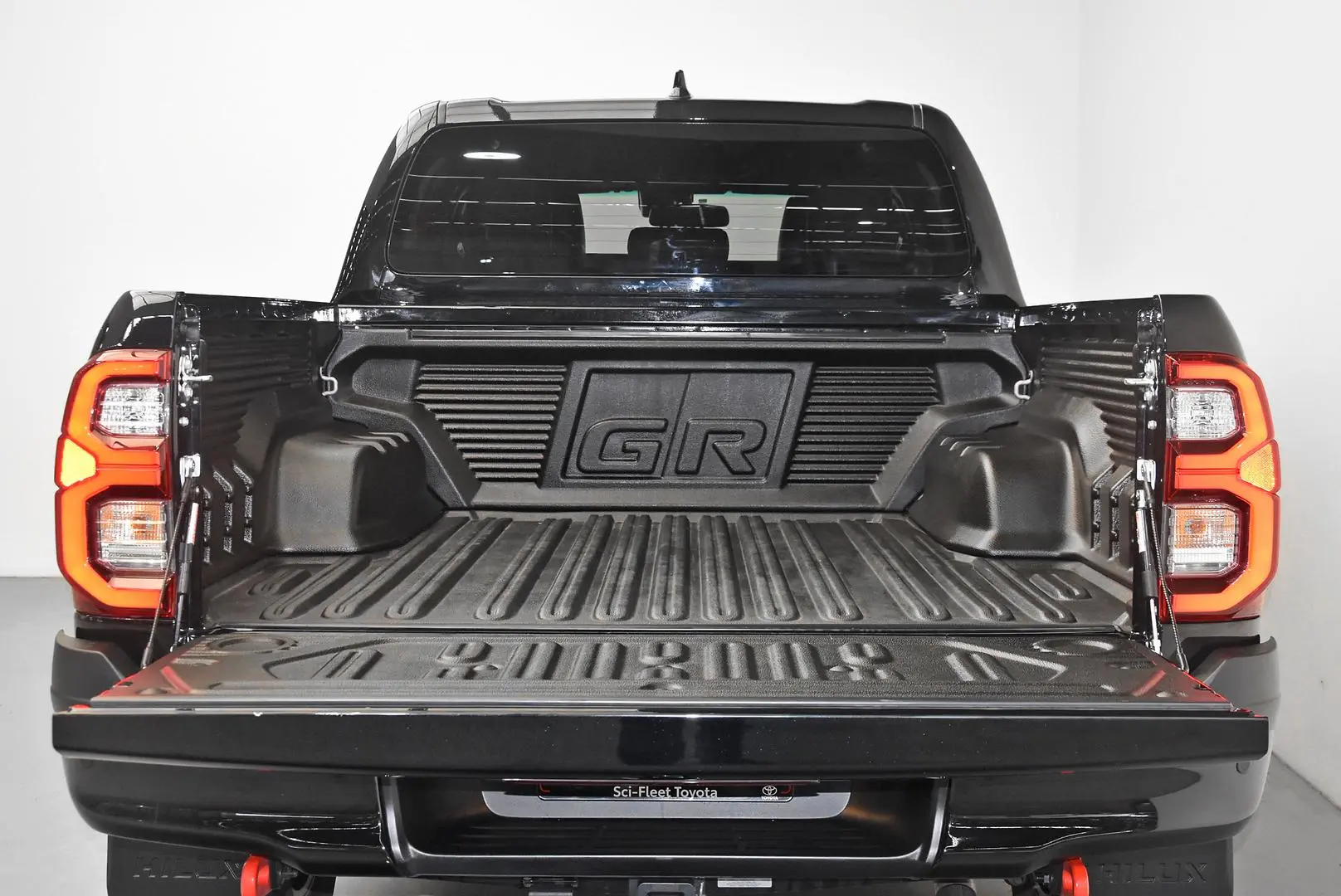 2024 Toyota Hilux Gallery Image 21