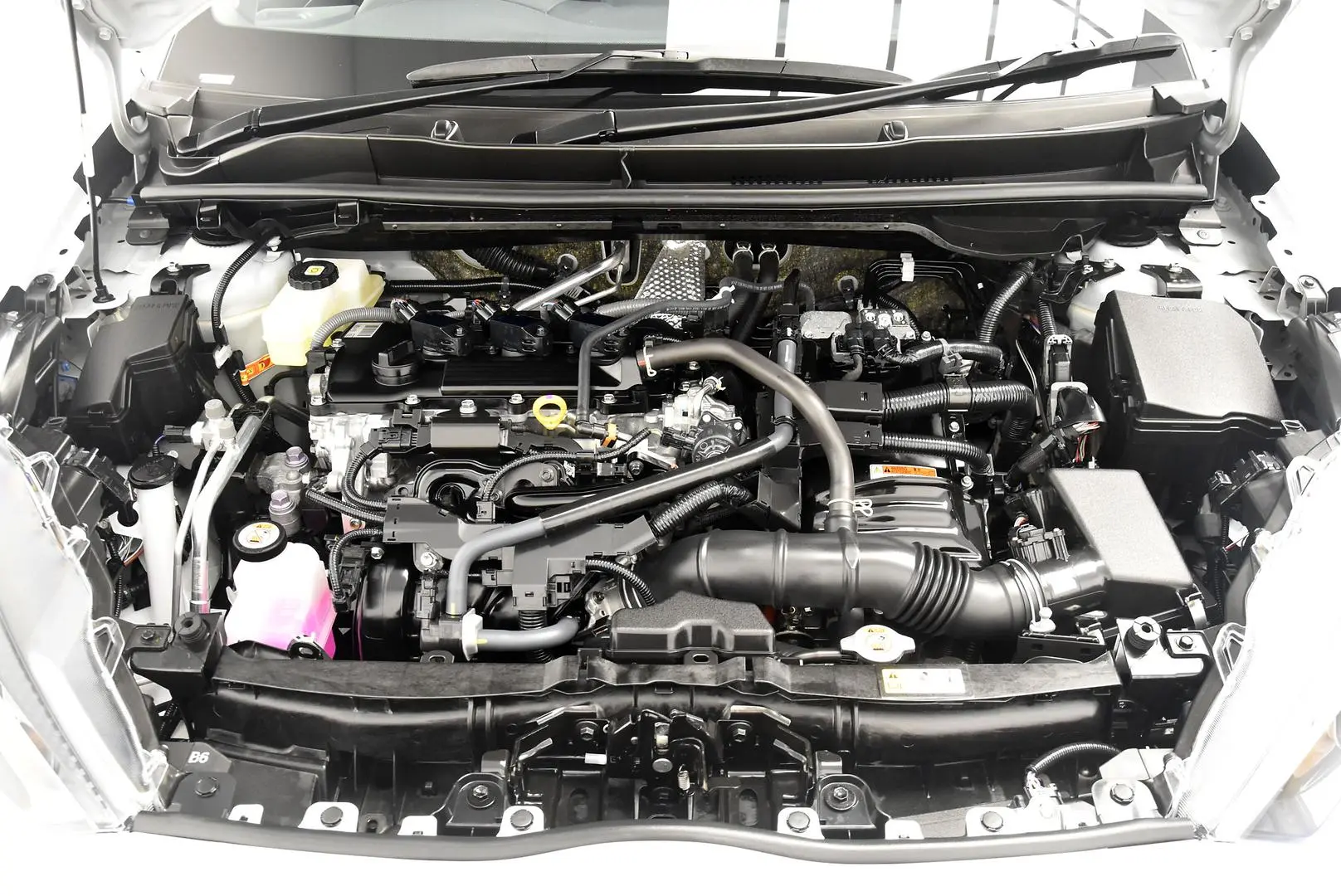 2025 Toyota Yaris Gallery Image 22