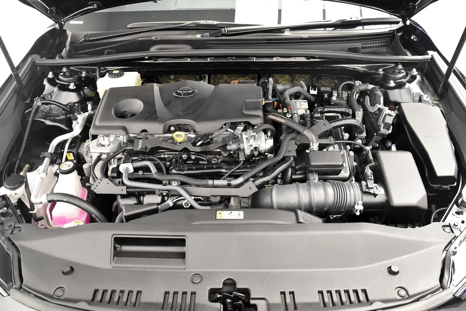 2024 Toyota Camry Gallery Image 21