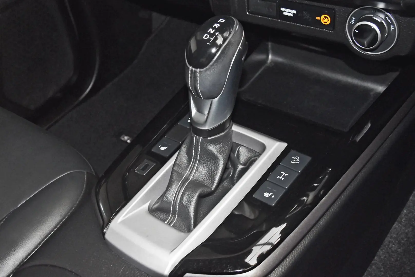 2022 Isuzu D-MAX Gallery Image 13