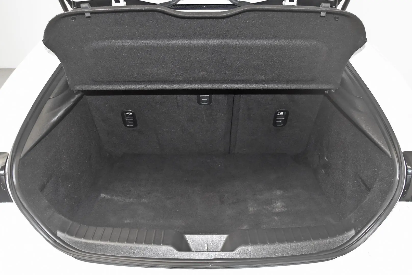 2020 Mazda 3 Gallery Image 20
